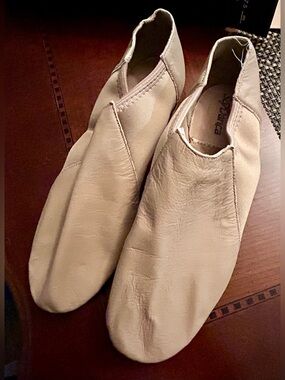 So Danca Jazz Beige Dance Shoes